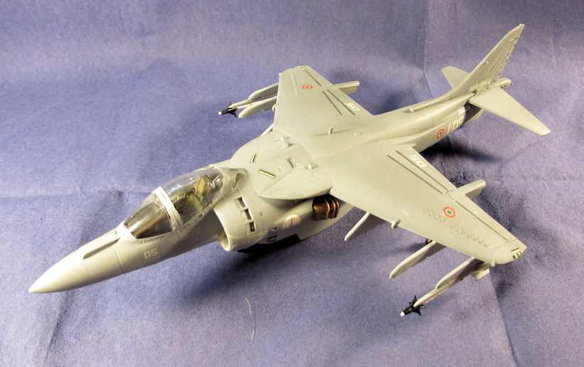 Italian_AV-8B_Harrier_III.jpg